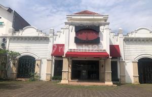 For Rent Commercial Space Main Road Riau Good Condition