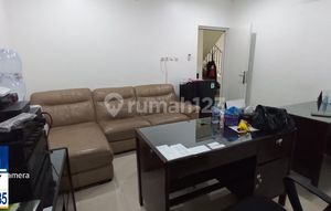 Gudang dan Ruang Usaha Pejagalan