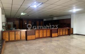 Disewakan Ruang Usaha Daerah Strategis