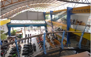 Jual Gedung Showroom LB 1000 Lokasi Strategis