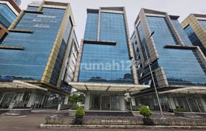 Gedung 8 Lantai Dekat Akses Tol Dipusat Kota Tangerang 