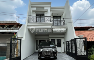 Rumah Bagus Dekat Jalan Pemuda Rawamangun. Lokasi Tenang