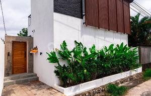 Leasehold Brand New Villa - Kedungu