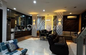 Termurah. Full Furnish. Rumah 2 Lantai Golf Island 8x15. Lantai