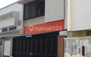 Shop House on Jl. Pesayangan, Panjunan, Lemahwungkuk, Cirebon City, West Java, Indonesia, 45112, Cirebon City.