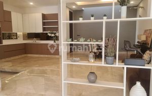 Must Sell!!! 3-Story Minimalist House and Semi-Furnished in Gading Kirana