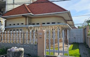 Commercial Property on KH Mas Mansyur Street, North Surabaya