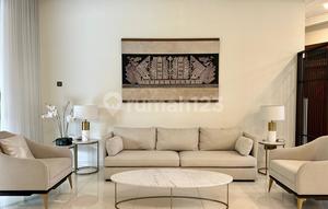 House with American Classic Interior Design in Premier Sunter Cluster