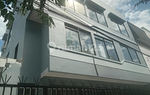 House in Kelapa Gading Facing the Road