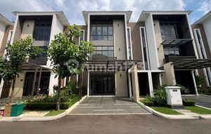 Jual Dibawah Pasaran Rumah 3 Lantai Unfurnished Kondisi Bagus Di Cluster Morizen Dekat Summarecon Mal Bekasi