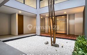 Rumah Mewah Baru Private Pool Area Premiun Kemang Jakarta Selatan