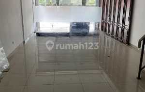 Strategic Shop House Suitable for Various Businesses on Main Road Mekar Wangi Bandung