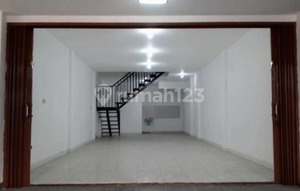 Ruko Sewa MURAH..!!! Taman Pluit Kencana Selatan, Rapih, Bersih, Siap Pakai.