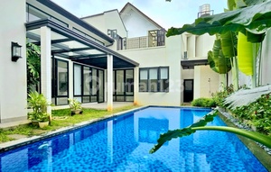 For Rent Disewakan Rumah di Area Kebayoran Baru