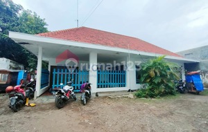 Rumah Jual Lahan Sangat Luas di Tengah Kota Probolinggo, Cocok untuk Gudang dan Berbagai Macam Bisnis/Usaha Kota Probolinggo