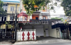 Shop House + Active Shop Houses Fully Furnished in a Super Strategic Location, near UIN, UB, UM, Matos. Ideal for Business or Enterprise in Malang City.