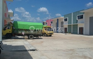 Dusewkan Gudang + Office Akses Kontainer, Lokasi Pergudangan Strategis