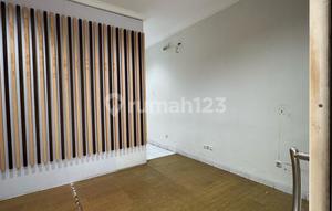 Exclusive Pantai Indah Kapuk Shophouse 5x15 4 Floors Good Condition