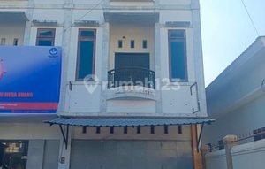 For Rent Strategic Shop House on Andi Makkasau Street, Mamuju [al]