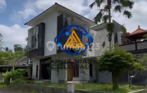 Dijual Rumah Di Perumahan The Royal Griya Loka Tabanan