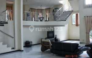 Rumah Villa Mewah Full Furnished Di Taman Dayu Residence Pandaan
