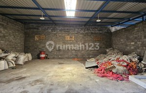 Warehouse for Rent in Kartasura Area, Strategic Location Near Toll Exit, Guaranteed Profit.