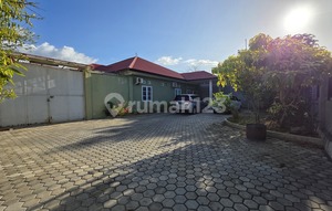 FOR RENT: A VERY ATTRACTIVE HOUSE IN A STRATEGIC LOCATION IN KUPANG CITY AREA, NTT