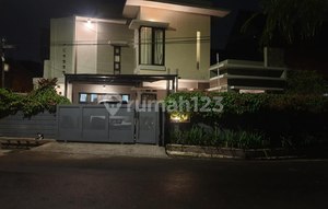 Ready to Occupy Minimalist House in Ciateul, Bandung