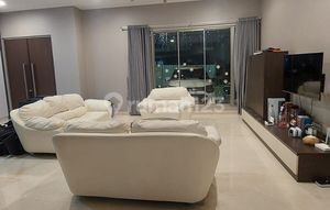 Dijual Rumah Golf Island 2 Lantai Semi Furnish Full Bangunan Keren