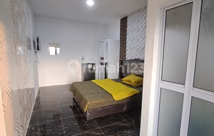 Disewakan Kost atau Boarding House Free Listrik Air Internet