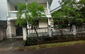 2-Story House Suitable for Rentals, Near Sam Ratulangi University (UNSRAT) in Batu Kota Lingkungan 1, Manado City