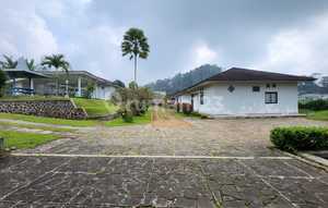 Accommodation hotel for sale on Jl. Wredatama, Bumijawa, Tegal. 3.5 hectares.