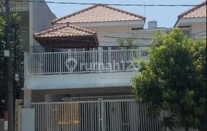 For Rent: 2-Story House in Galaxy Bumi Permai Araya 1 Modern Tropis