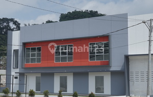 Premium Warehouse Width 24 - Can Accommodate 40Ft Container