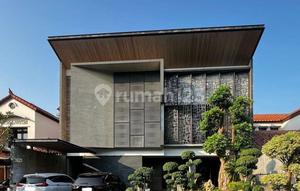 Di Jual Rumah Mewah Cristal Golf Citra Land Surabaya