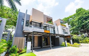 Hunian Nyaman 2 Lantai Kondisi Baru Strategis Dekat Sekolah dan Mall