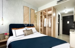 Sell Modern Strategic Studio Apartment Near Mall in Pakuwon Surabaya - Fully Furnished