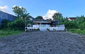Take Over Cafe Near Jogja Kembali Monument
