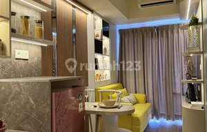 Ready-to-Occupy Apartment, Fully Furnished, Panakukkang Area Makassar