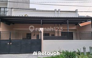 Former Kos Rungkut Mejoyo House