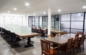 Disewakan Lahan Usaha Eks Cubicle di Lidah Wetan, Surabaya