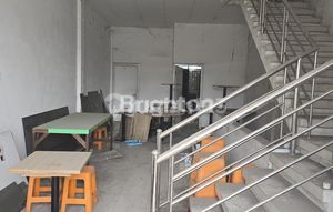 RUKO 3 Lantai TEMPAT STRATEGIS DISEWAKAN