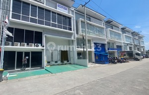 Shop House + Warehouse Stage 3 Bizhub 52X Kariangau Balikpapan