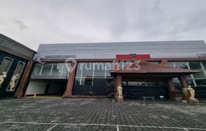 SUPER HOT Showroom Bagus Lokasi Strategis Di Denpasar Barat