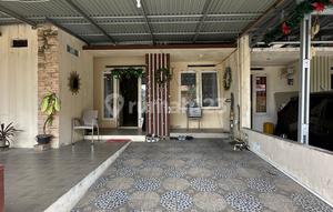 Affordable Furnished House for Quick Sale in Taman Sari.