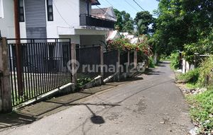 Rumah Cantik 2 Lantai Parkir Luas Paving, View Laut, Hook, Minimalis Modern