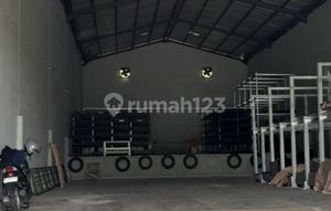 Warehouse Lb 240 for Rent in Paal 4, Near City Center, Container Accessible from Ring Road.