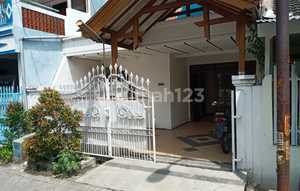 Disewakan Baru di Renovasi Rumah Semolowaru Elok Surabaya