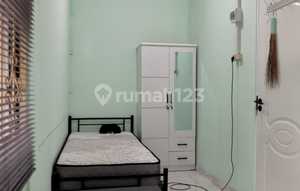 Kost Putri Ekslusif Yulia Kost Tebet