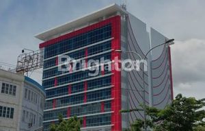 Gedung Perkantoran Komersial di Sudirman